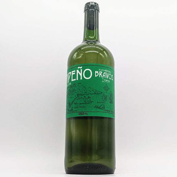 A Los Viñateros Bravos – Pipeno Blanco – Zesty Herbal Minerally – Moscatel/Semillon/Chasselas field blend – Itata Valley, Maule, Chile – 2023 - 1l