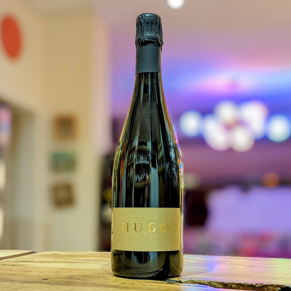 Domaine Hugo - Hugo - Wiltshire, England - Medium Bodied Sparkling Wine with Champagne Yeast - 750ml Bottle